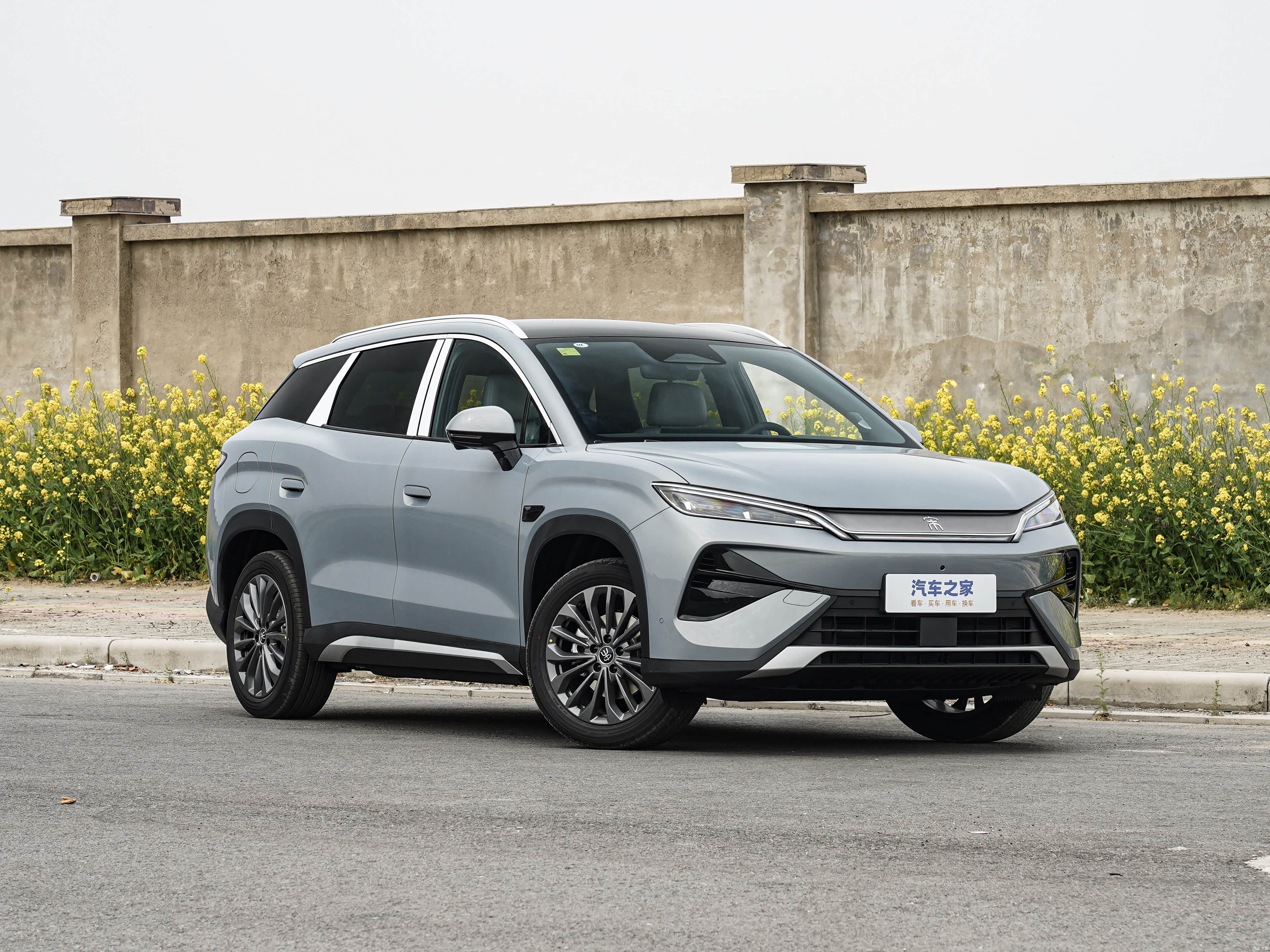 宋Ultra EV 2026款 605KM 领先型